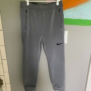 🌼Boys Nike Joggers Dry Fit